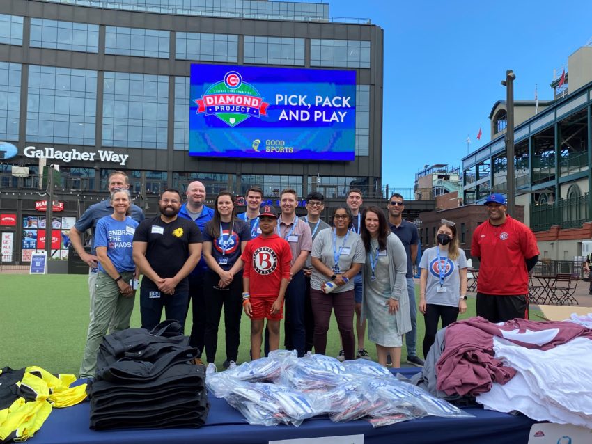 Chicago Cubs and Good Sports Partner To Donate Over 3,000 Pieces Of  Equipment To 1,300 Kids - Good Sports